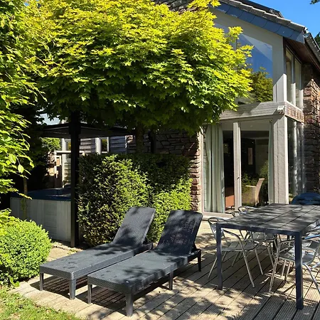 Nyaraló Gites En Ardennes & Wellness - Ovifat - Orchidees *